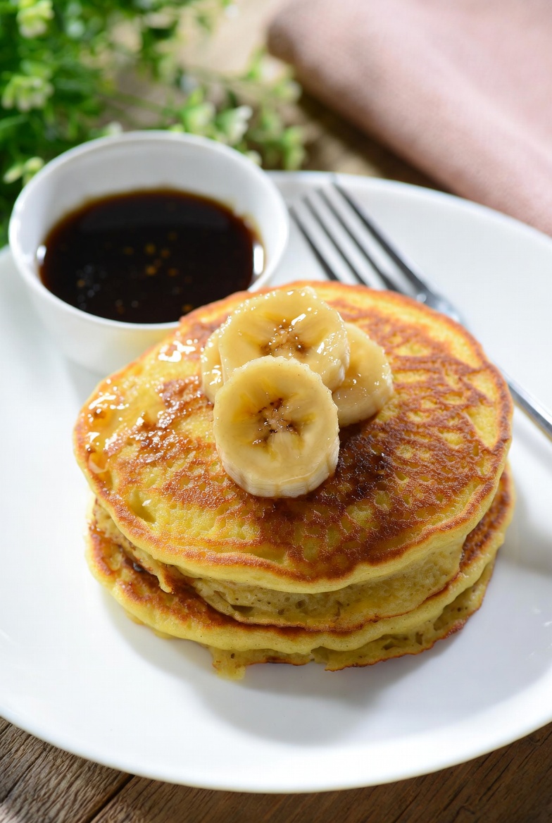 The Minimalist Standard: Two-Ingredient Banana Egg Pancakes